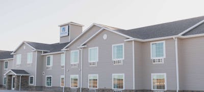 Iron Creek Inn & Suites