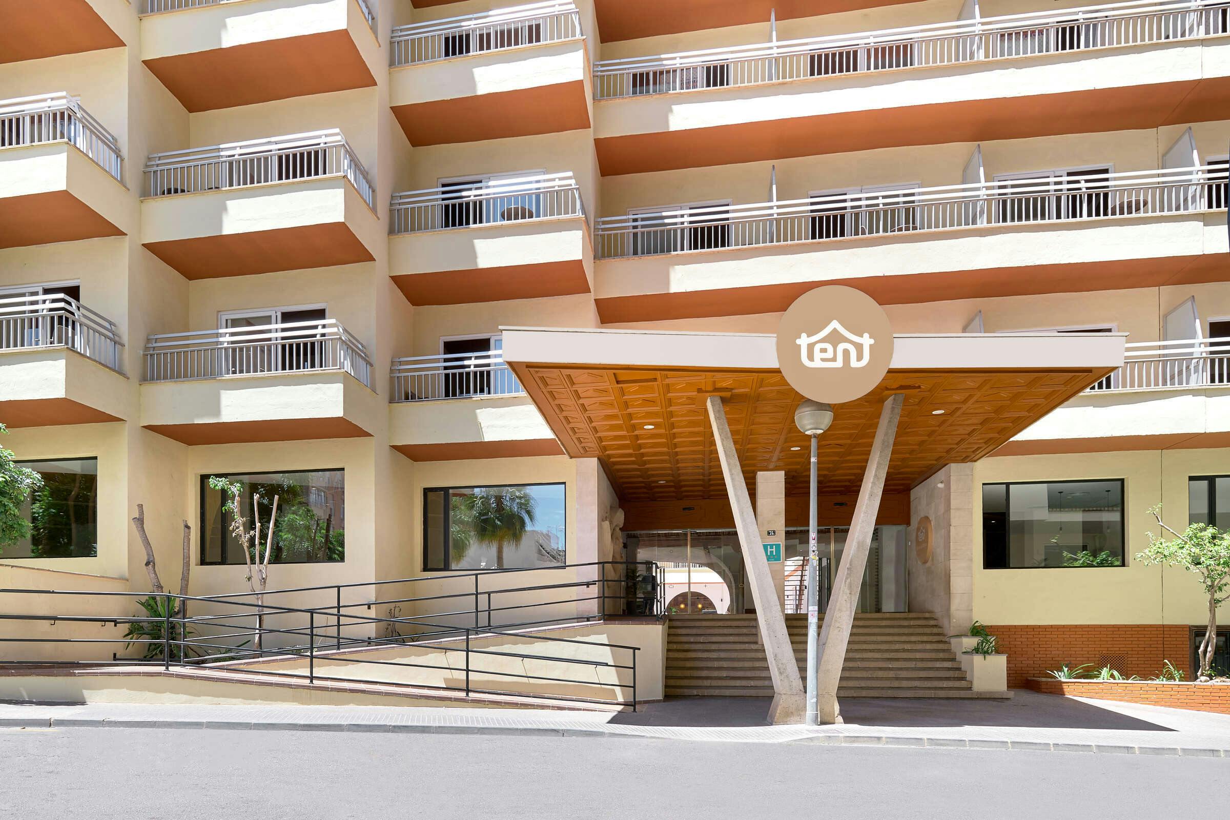 Hotel tent Bahia de Palma photo 3