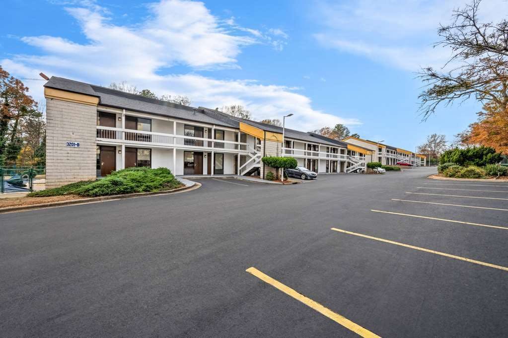 Days Inn by Wyndham Raleigh Midtown