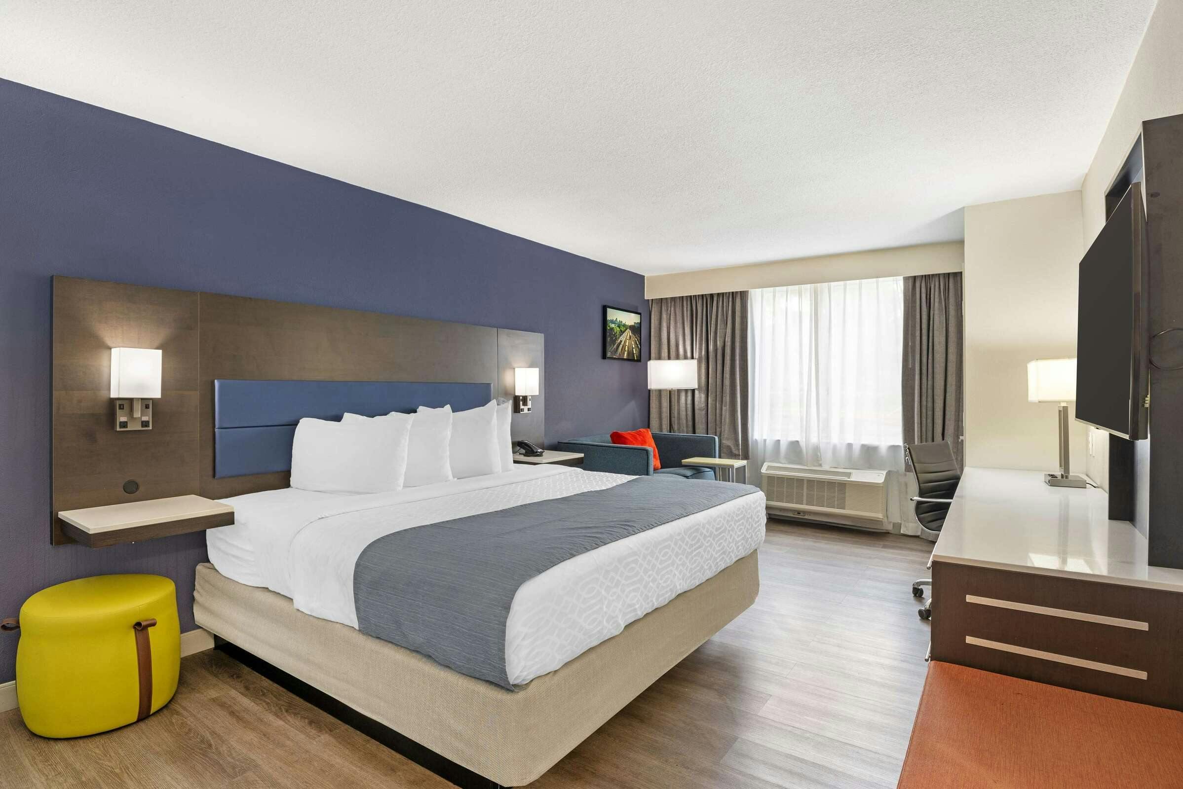Hotel Best Western Premier Richmond City Gateway photo 2