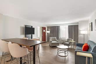 Hotel Best Western Premier Richmond City Gateway photo 5