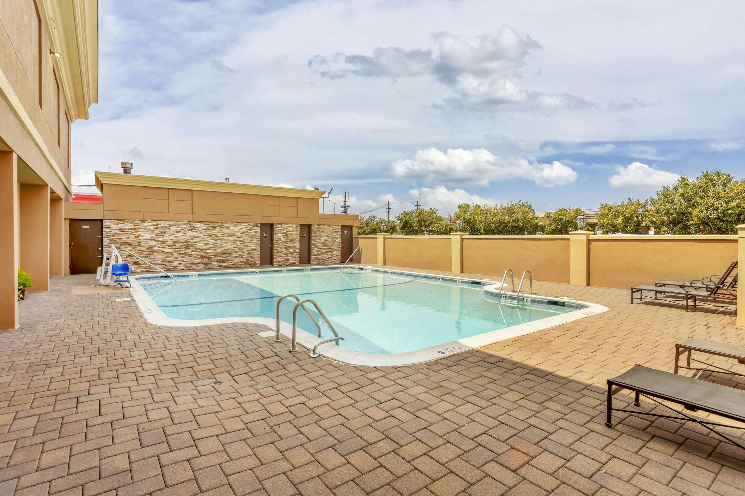 Hotel Best Western Mill River Manor photo 3