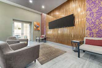 Hotel Best Western Plus Temecula Wine Country Hotel & Suites photo 1