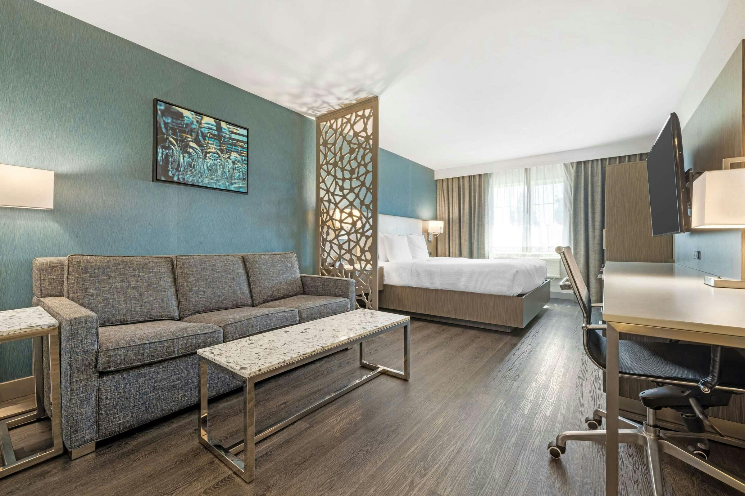 Hotel Best Western Plus Temecula Wine Country Hotel & Suites photo 2