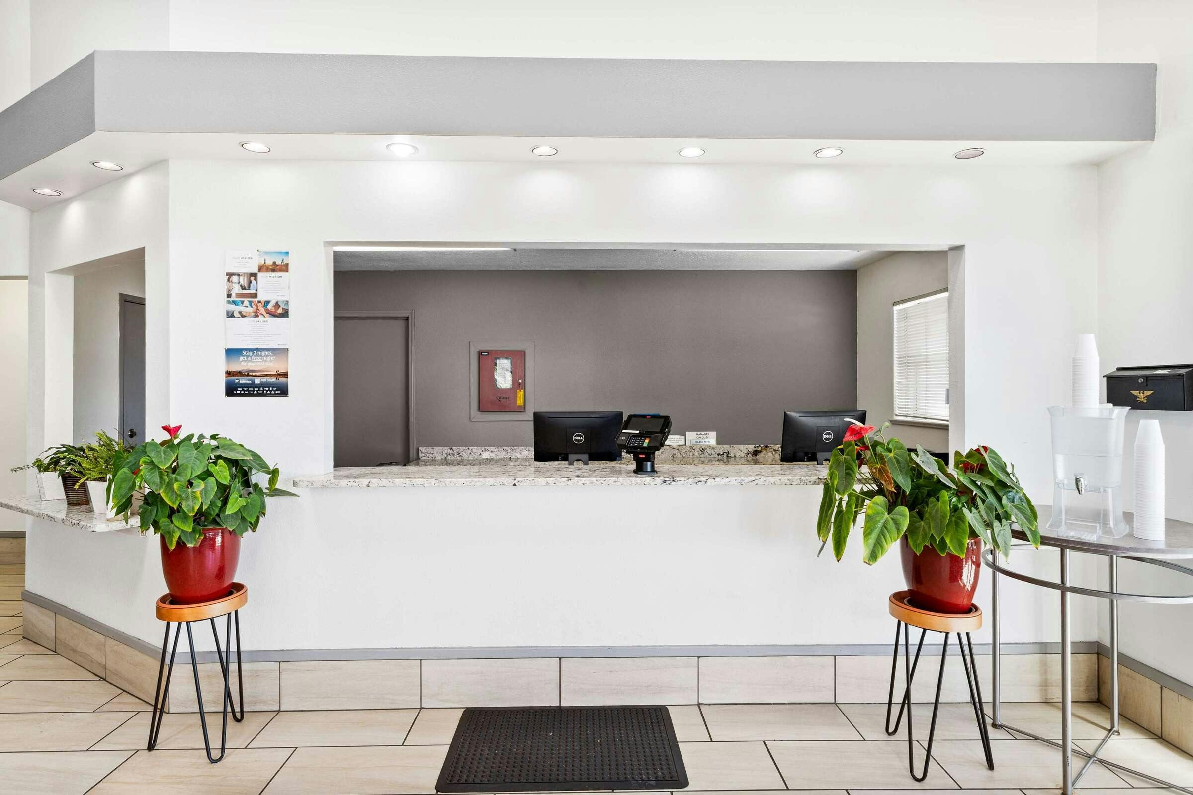 Hotel Sure Stay Hotel By Best Western Albuquerque Midtown photo 1