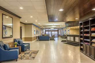 Hotel Best Western Plus Strongsville Cleveland photo 3