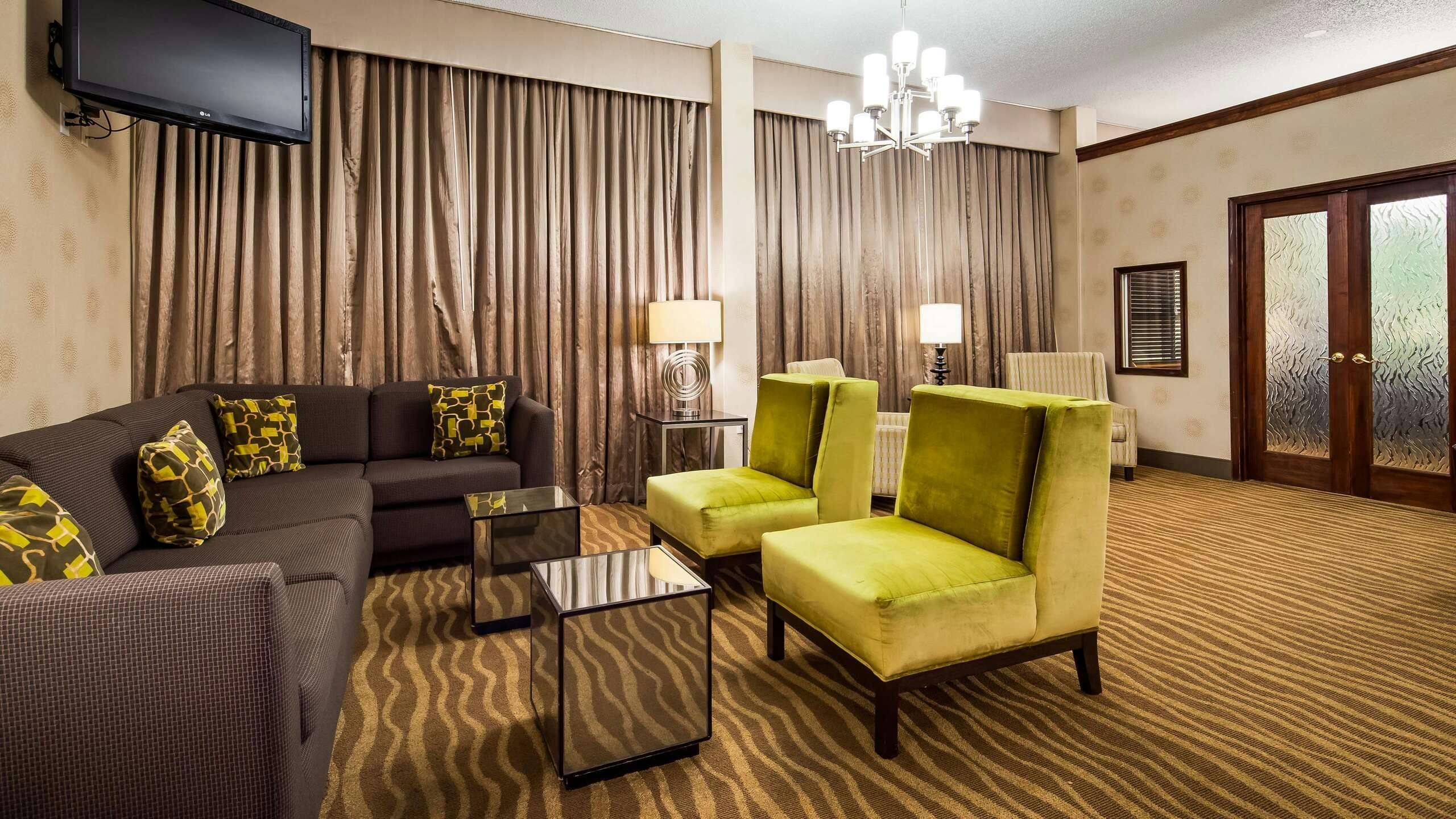 Hotel Best Western Plus Richmond Airport Hotel photo 1