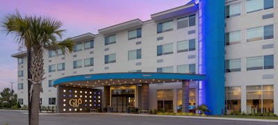 Glō Best Western Pooler Savannah Airport Hotel