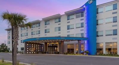 Glō Best Western Pooler Savannah Airport Hotel