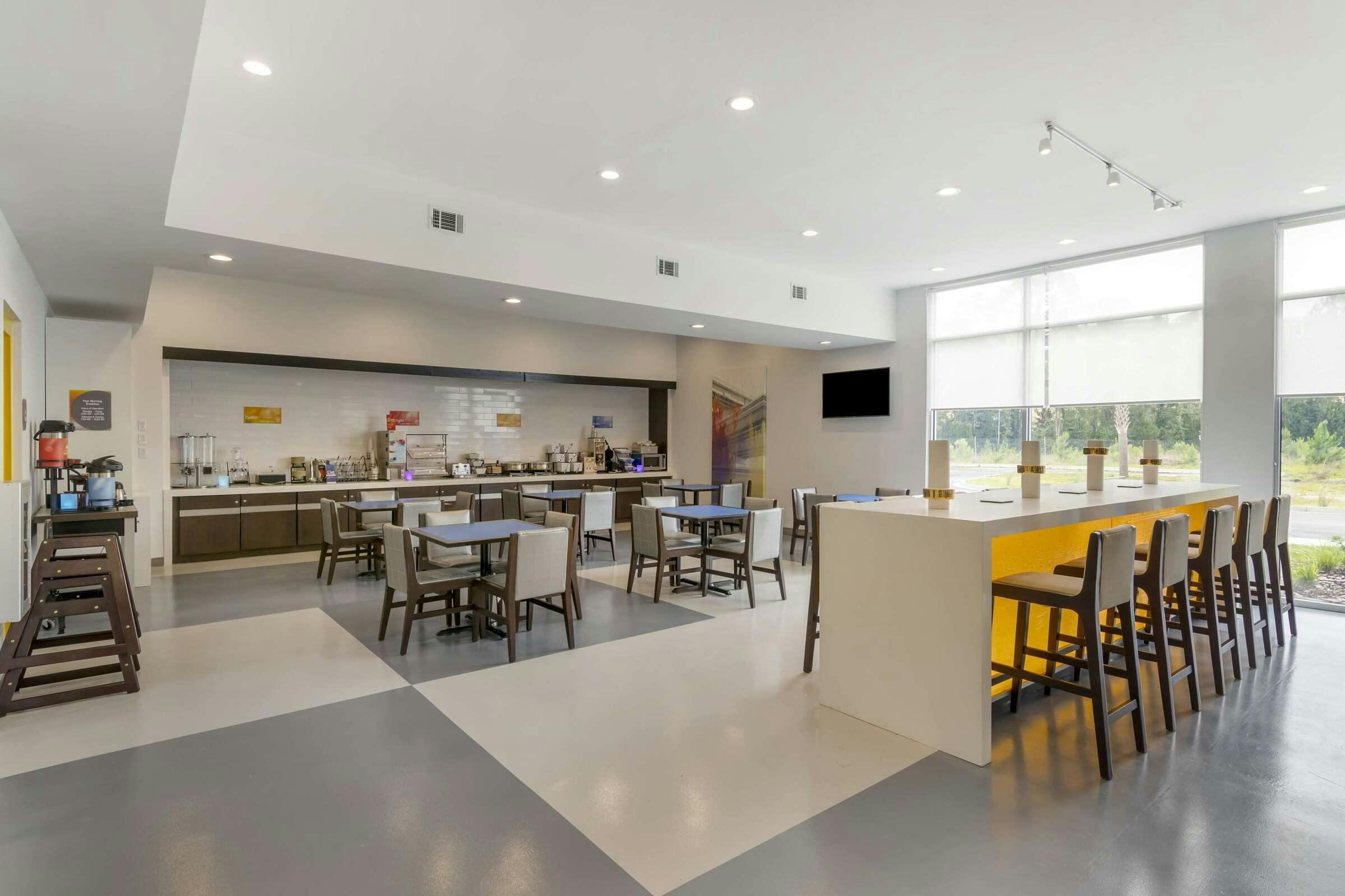 Hotel Glō Best Western Pooler Savannah Airport Hotel photo 4