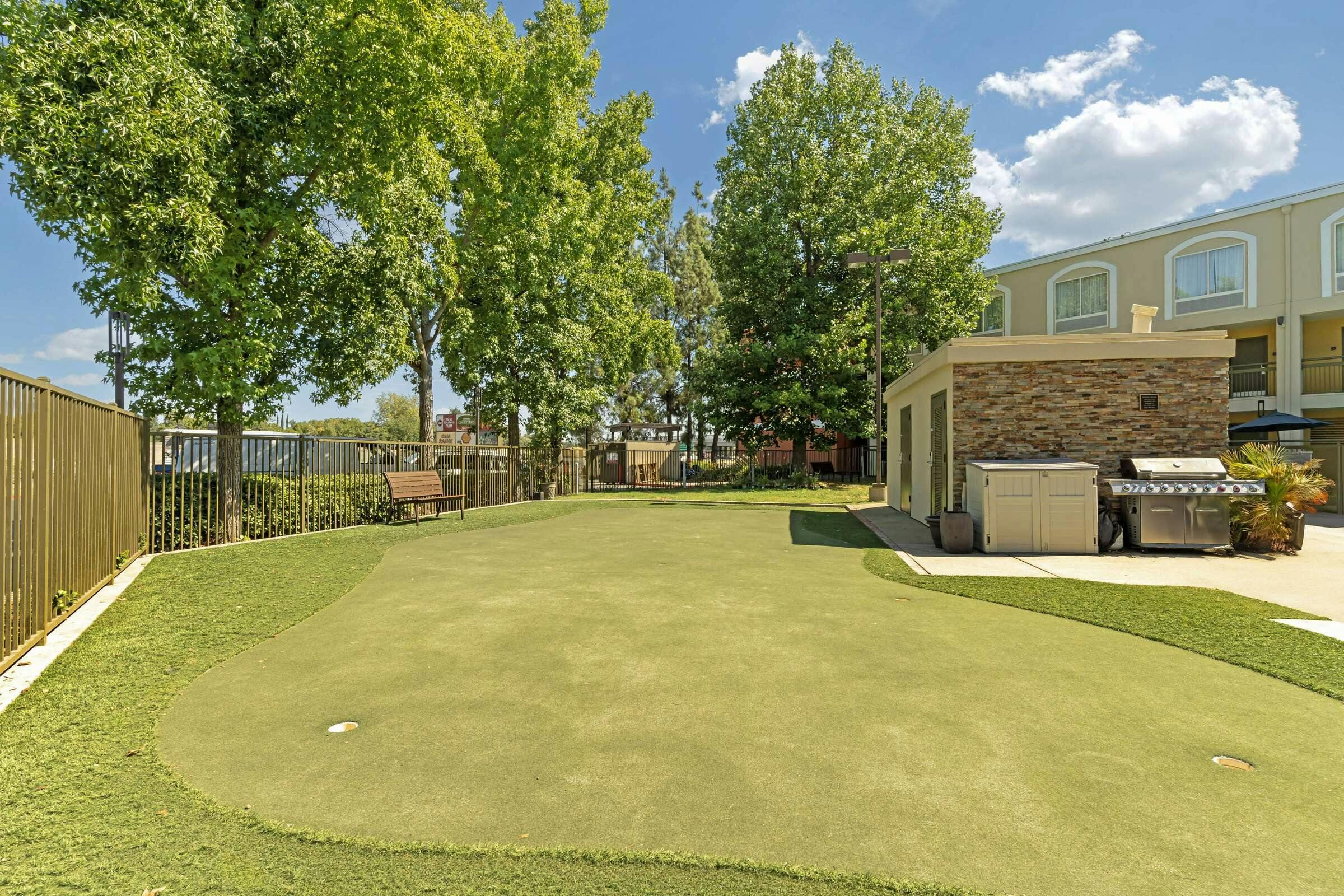 Hotel Best Western Plus Rancho Cordova Inn photo 1