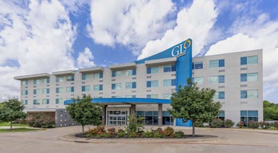 Glō Best Western De Soto Dallas