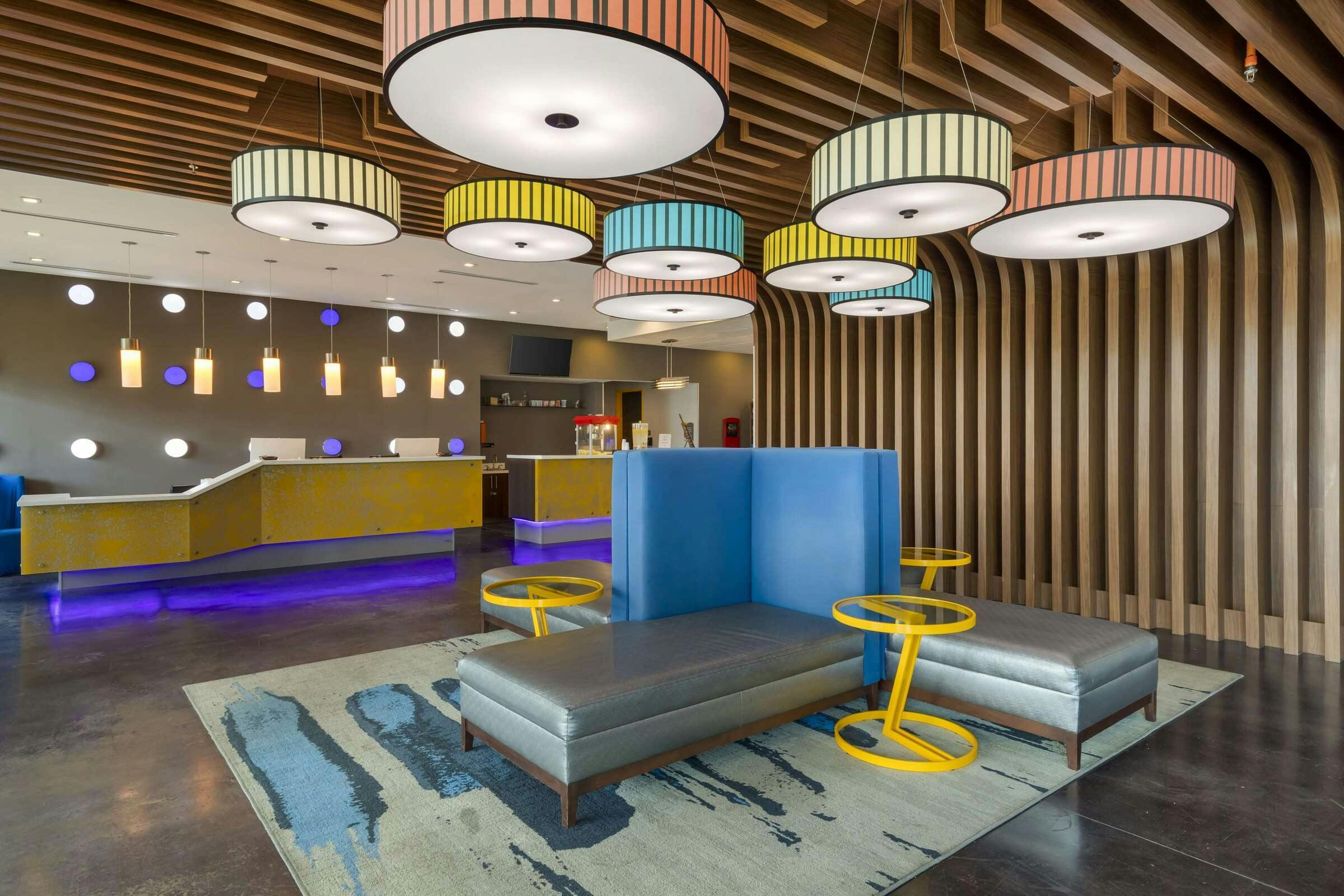 Hotel Glō Best Western De Soto Dallas photo 2