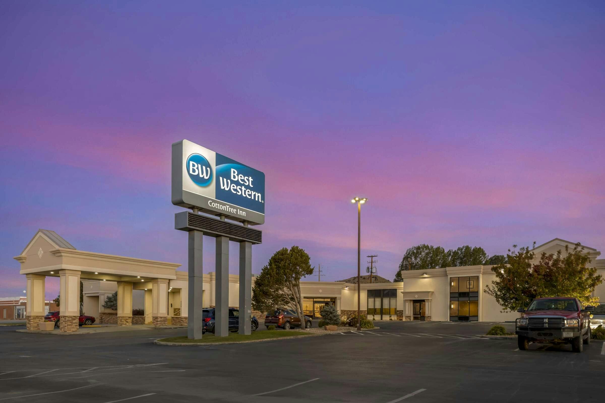 Best Western Cotton Tree Inn