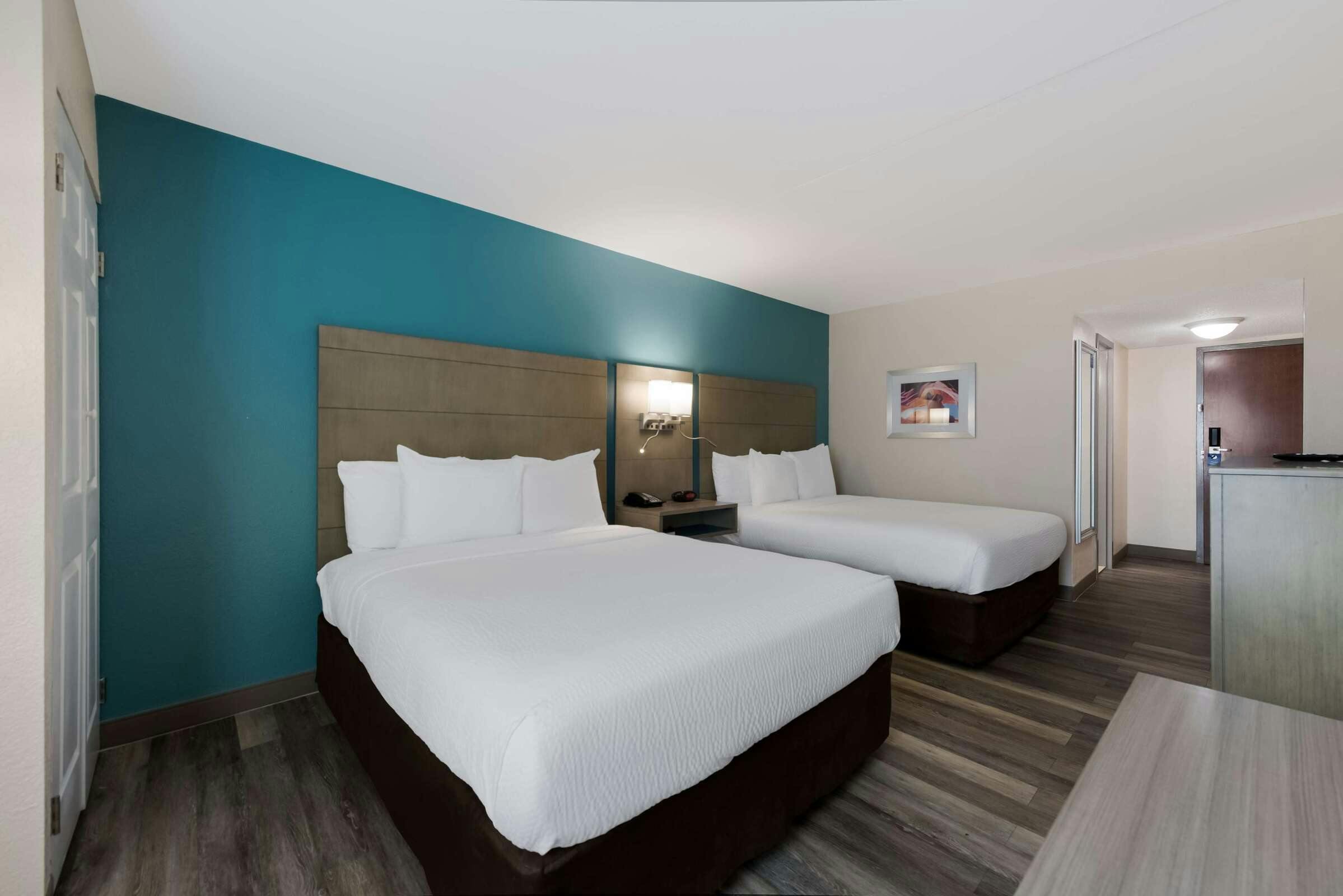 Hotel Best Western Hampton Coliseum Inn photo 3