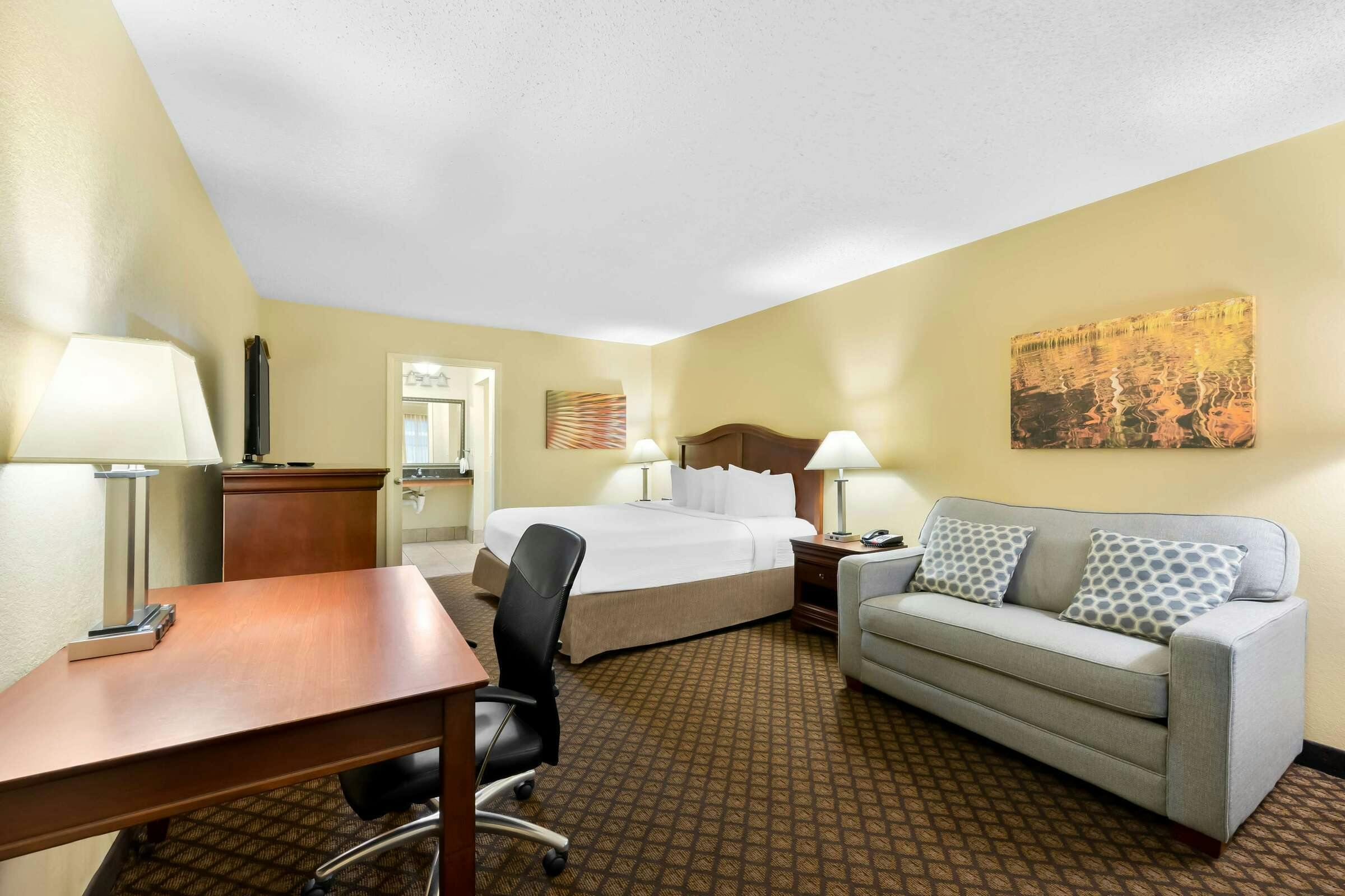 Hotel Best Western Plus Coach House photo 2