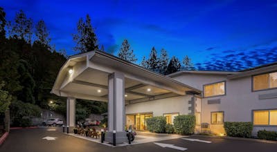 Best Western Inn At The Rogue