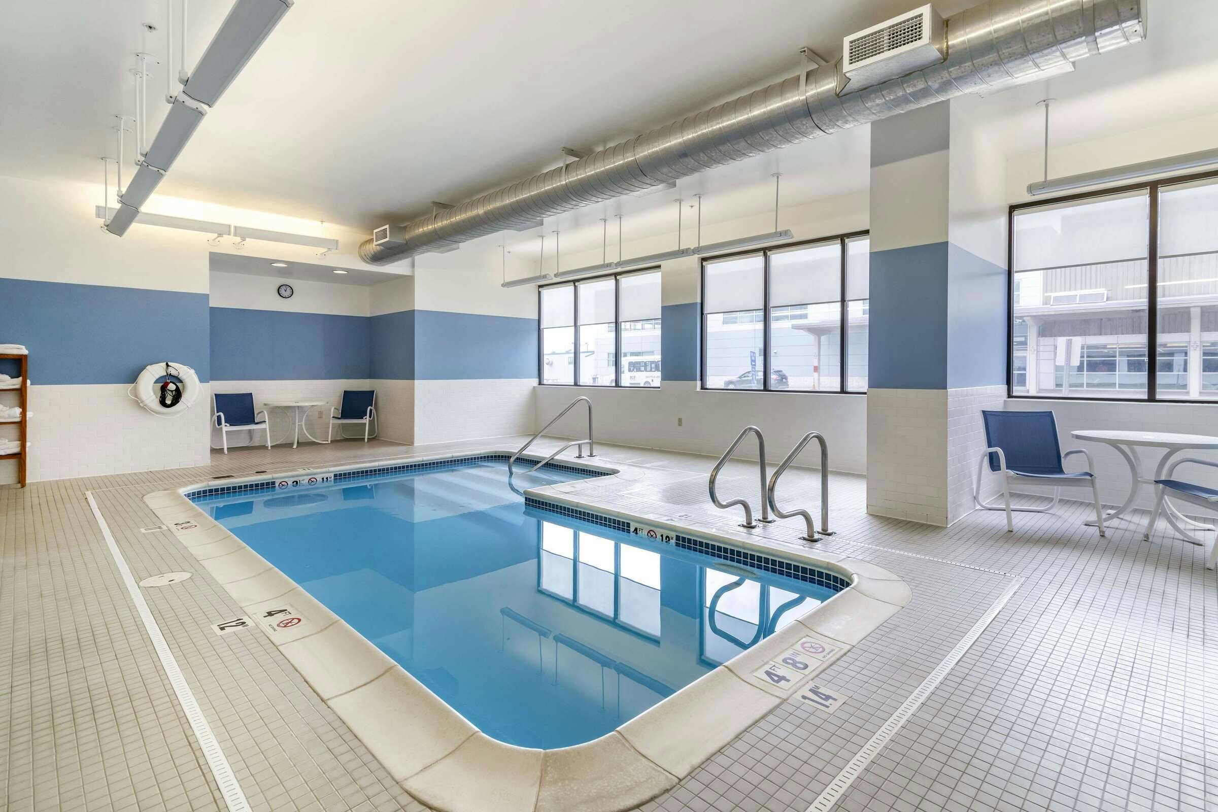 Hotel Bangor Aviator Hotel, Bw Premier Collection photo 1