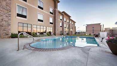 Hotel Best Western Plus Texarkana Inn & Suites photo 2