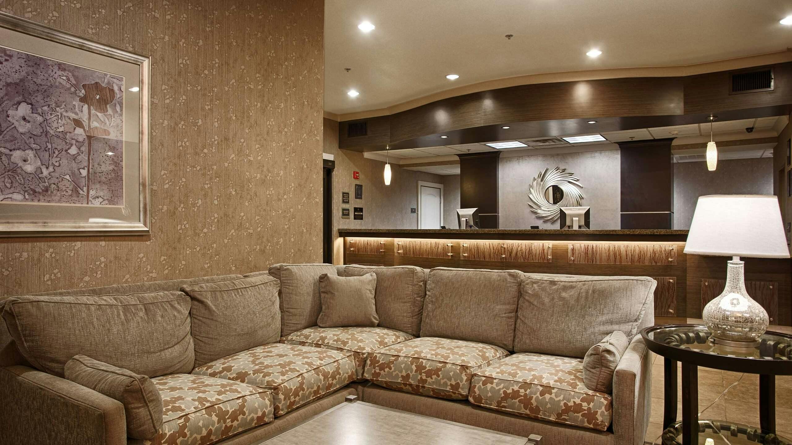 Hotel Best Western Plus Texarkana Inn & Suites photo 4