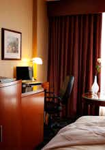 Hotel Executive Hotel Vancouver Airport photo 3