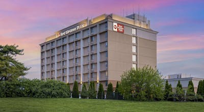 Best Western Plus The Charles Hotel