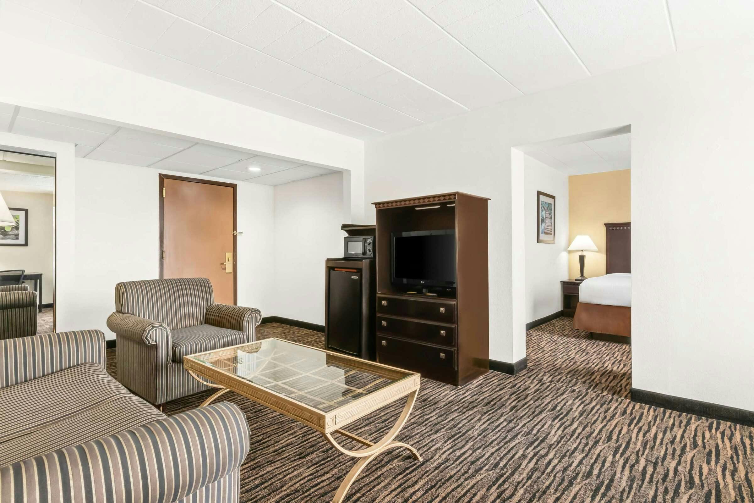 Hotel Best Western Hazlet Inn photo 2