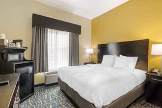 Hotel Best Western Plus Brunswick Inn & Suites photo 1