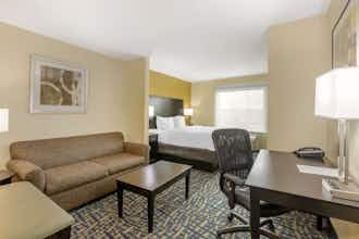 Hotel Best Western Plus Brunswick Inn & Suites photo 4