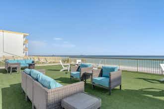 Hotel Chateau Beachfront Hotel, a By the Sea Resort photo 4