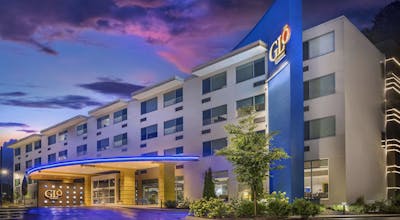 Glō Best Western Asheville Tunnel Road