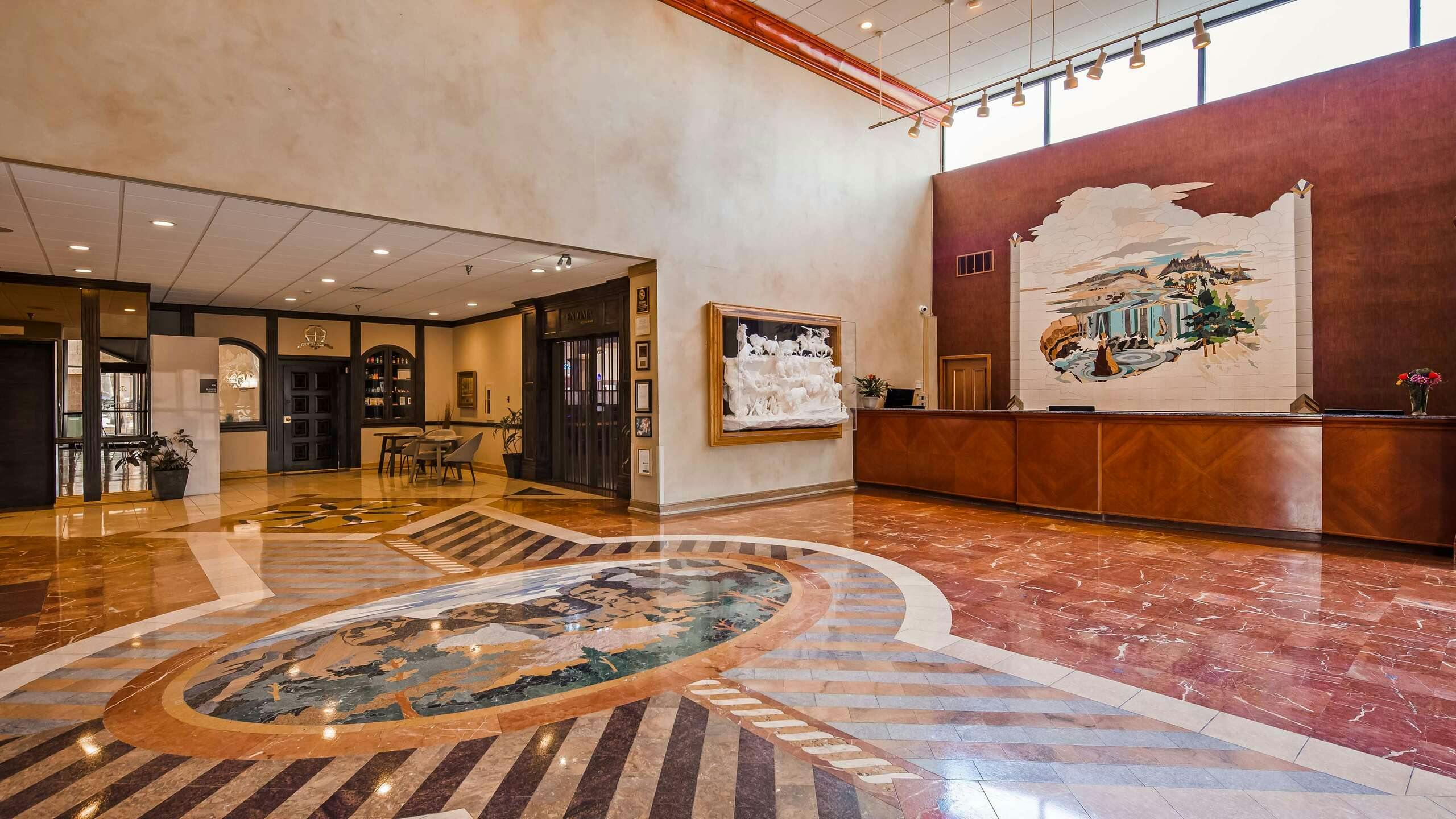 The Rushmore Hotel & Suites, Bw Premier Collection