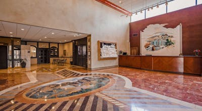 The Rushmore Hotel & Suites, Bw Premier Collection