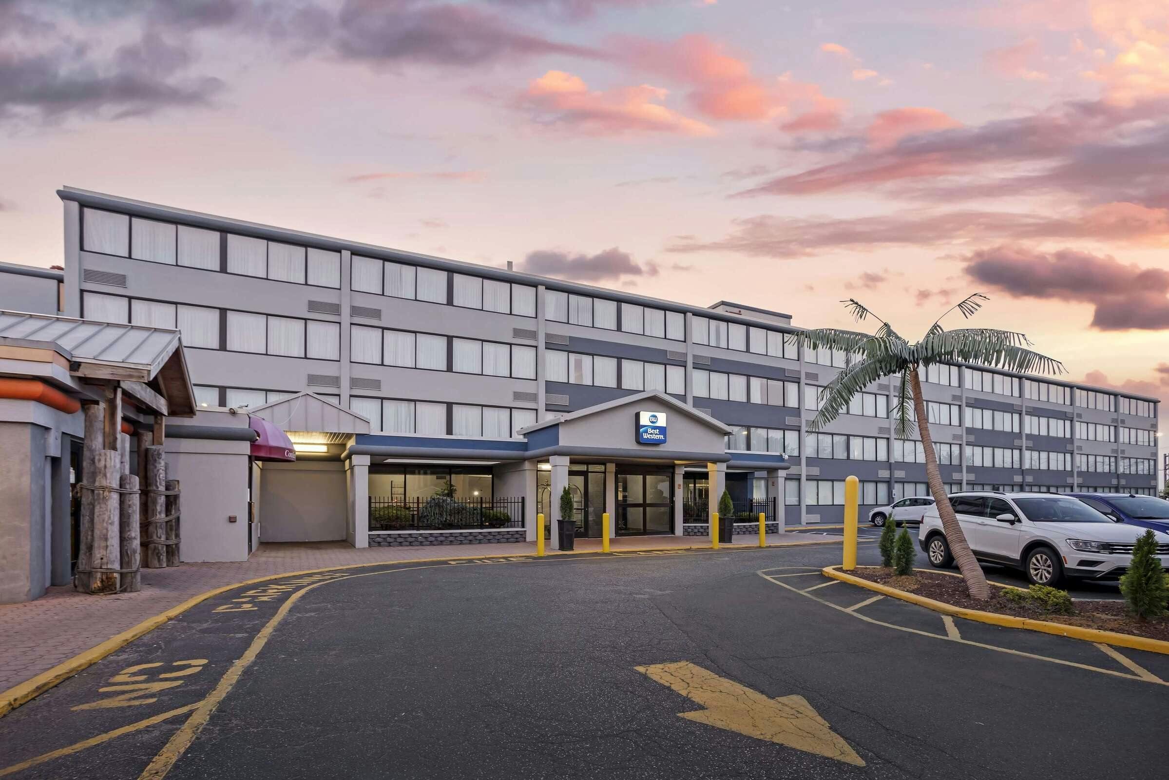 Best Western Rutgers University Hotel