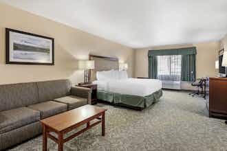 Hotel Best Western Plus Eagle Lodge & Suites photo 2