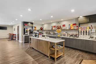 Hotel Best Western Plus Eagle Lodge & Suites photo 3