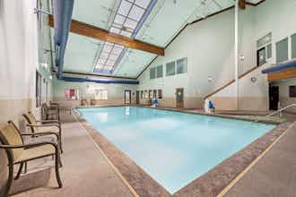 Hotel Best Western Plus Eagle Lodge & Suites photo 4