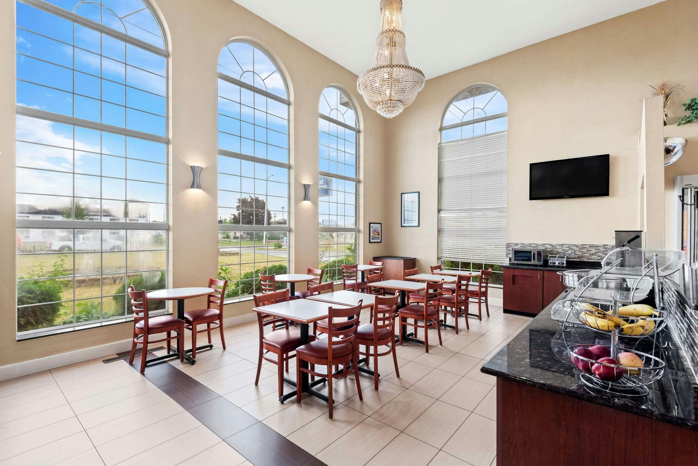 Hotel Best Western Airport Inn photo 2