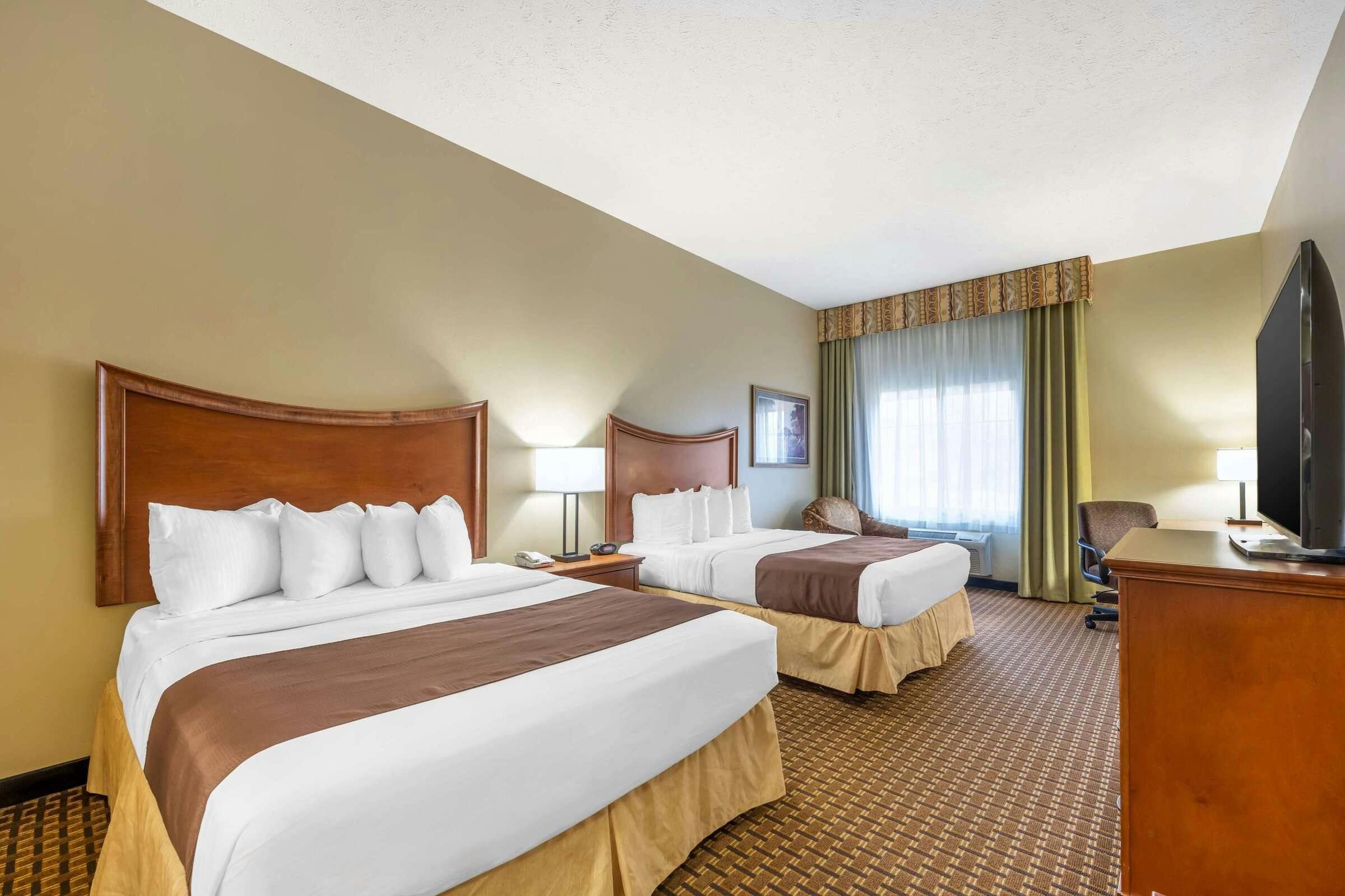 Hotel Best Western Plus Grand Island Inn & Suites photo 1