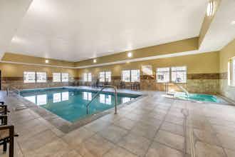 Hotel Best Western Plus Grand Island Inn & Suites photo 4
