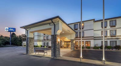 Best Western St. Clairsville Inn & Suites