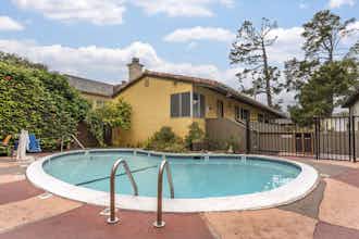 Hotel Best Western Carmel's Town House Lodge photo 1