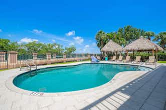 Hotel Best Western Intracoastal Inn photo 1