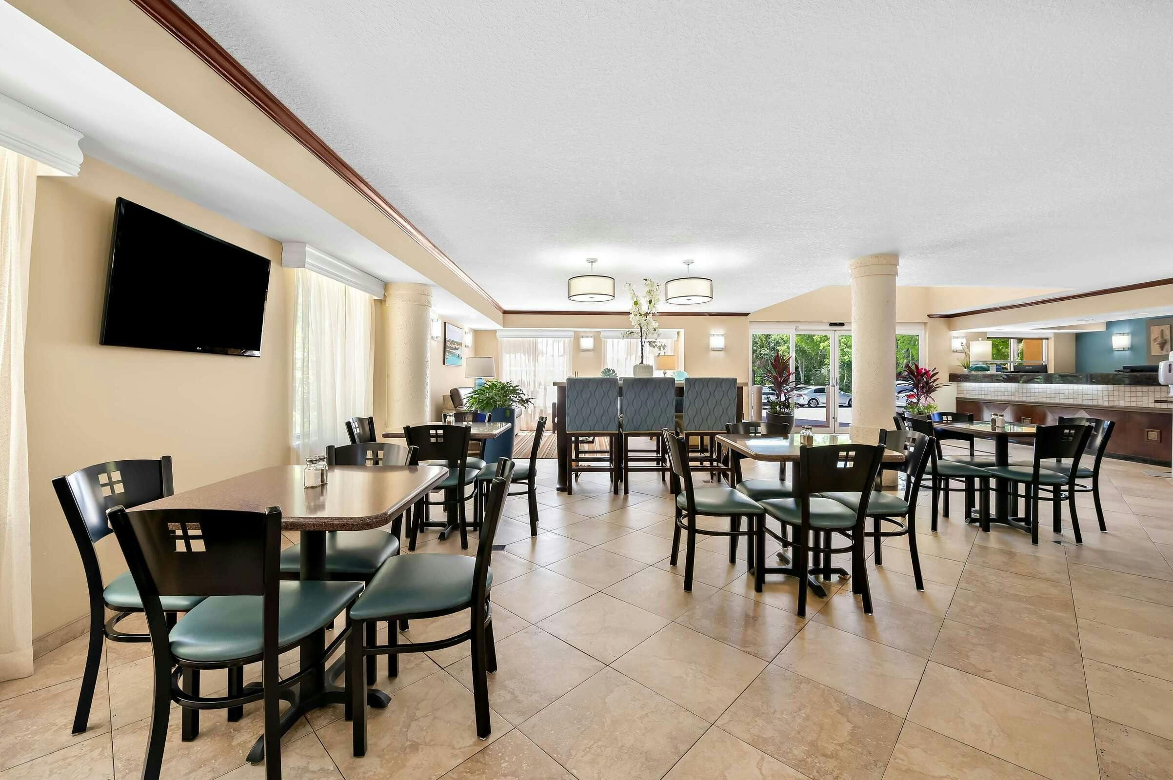 Hotel Best Western Intracoastal Inn photo 3