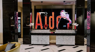 Aiden by Best Western @ San Antonio Riverwalk