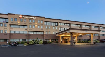 Best Western Plus Reading Inn & Suites