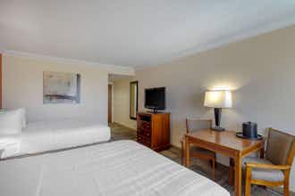Hotel Best Western Plus Crossroads Inn & Conference Center photo 2