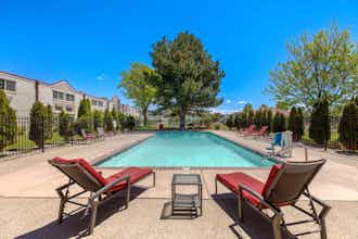 Hotel Best Western Plus Crossroads Inn & Conference Center photo 4