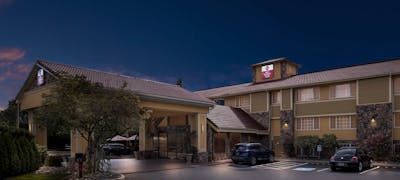 Best Western Plus Parkway Inn