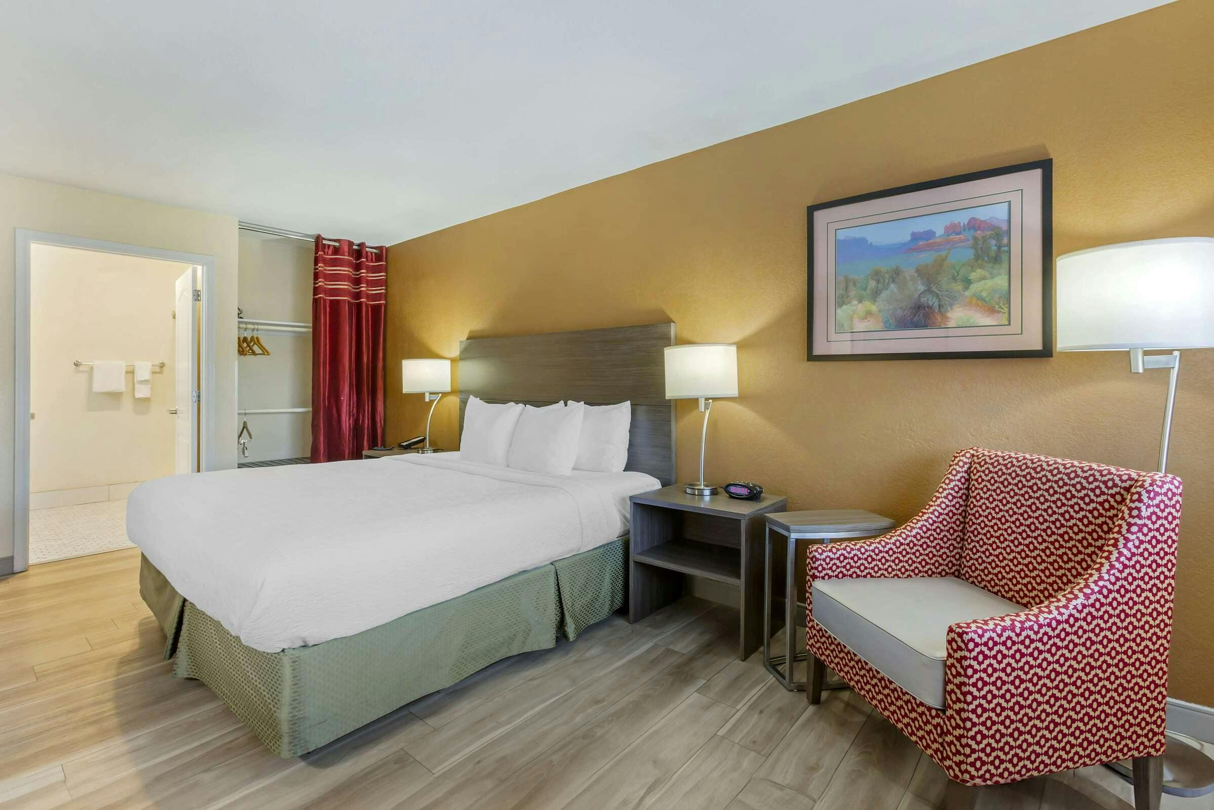 Hotel Best Western Superstition Springs Inn photo 1